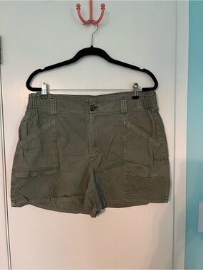 Old Navy Olive Green Cargo Shorts